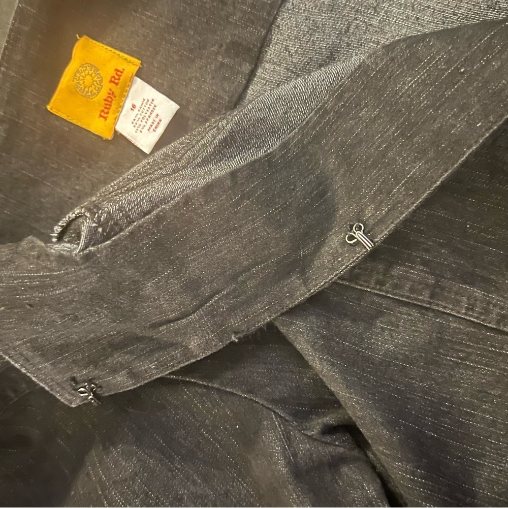 Ruby Rd Black Sparkly Jacket - image 7